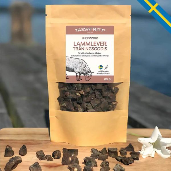 Tassafritt hundgodis lammlever glada hundar