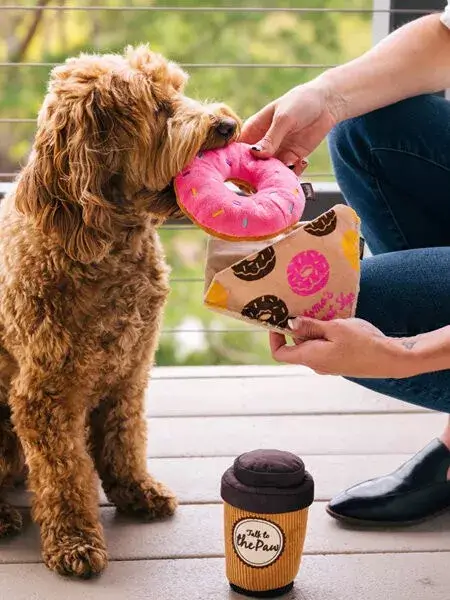 pet play donut hundleksak glada hundar